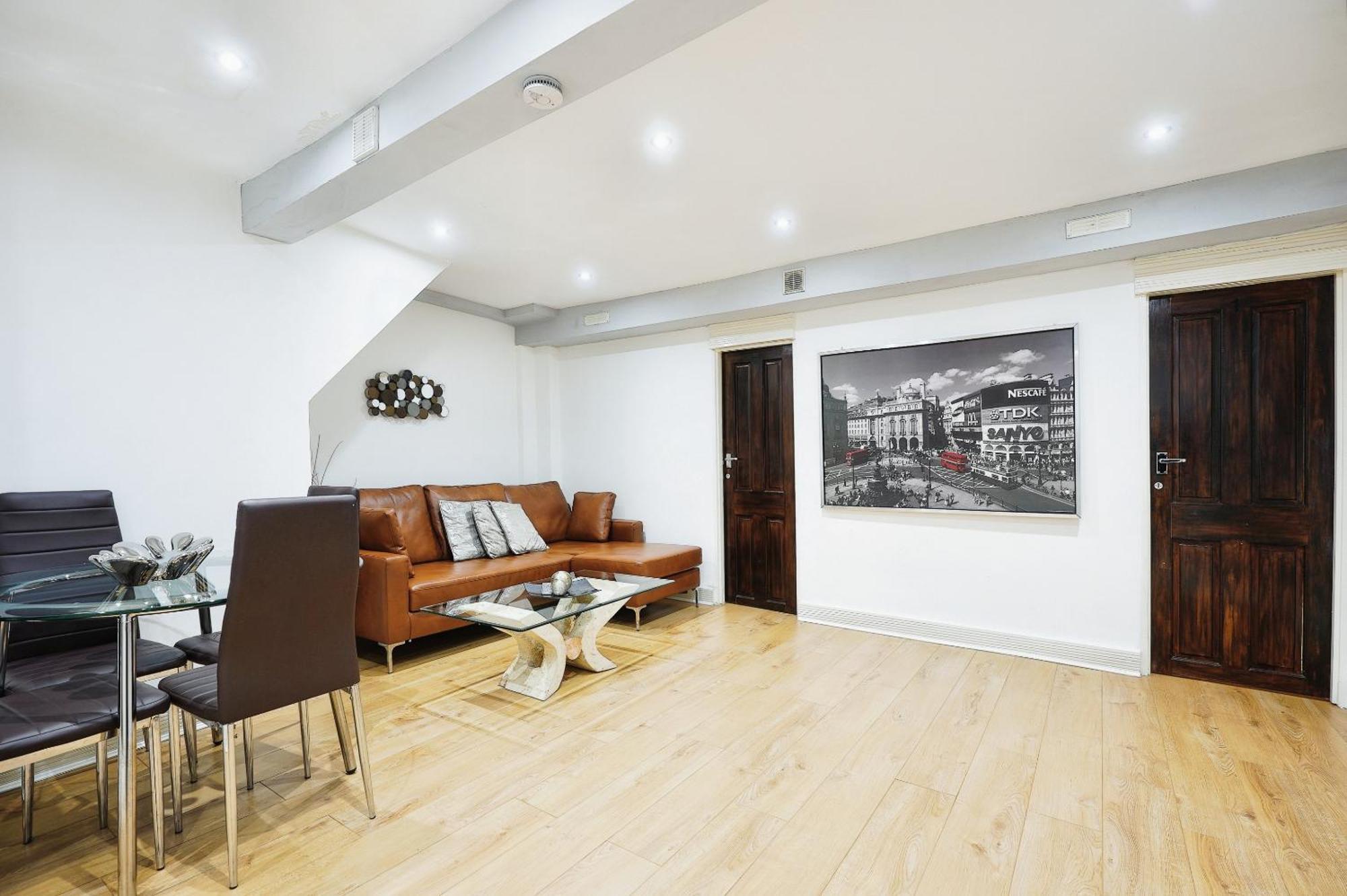 Modern Comfy And 5 Star Location Doublebeds *